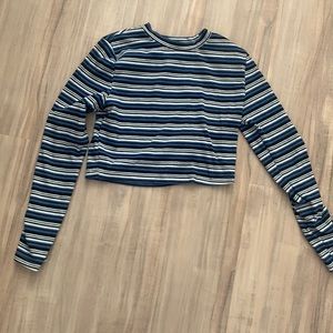cropped long sleeve shirt, size: xs, brand: cotton on, only worn a few times